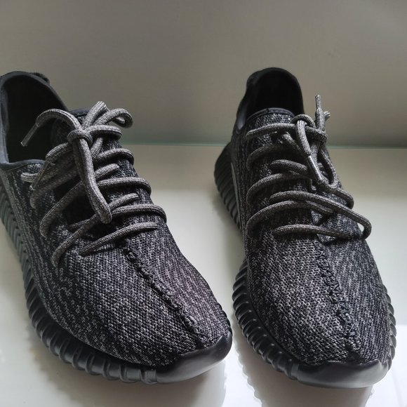 YEEZY Boost - Picture 17 of 17